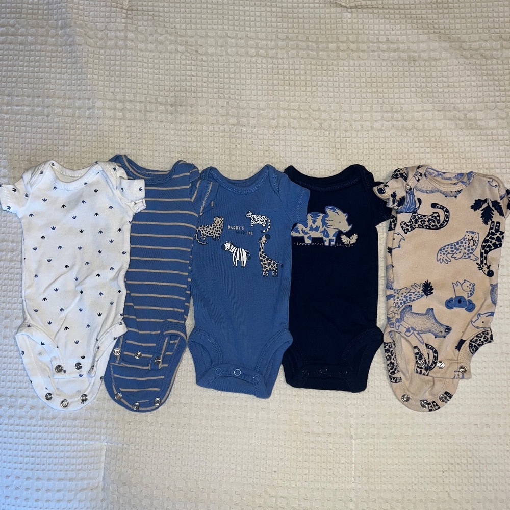 Carter's Preemie Bodysuit Onesie – Set of 5 – Never Worn